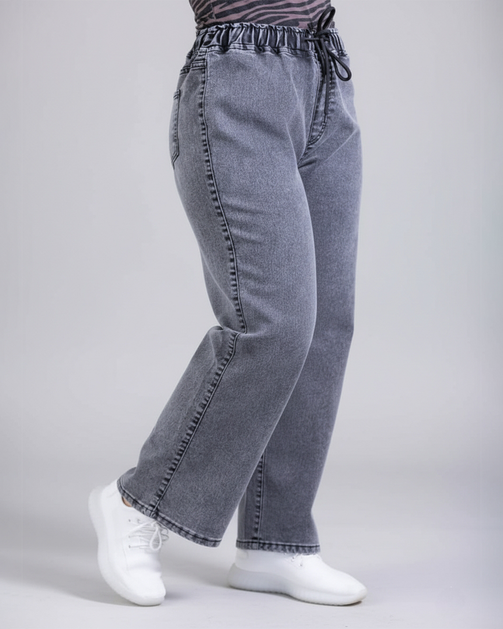 بنطلون وايد ليج جينز بأستك